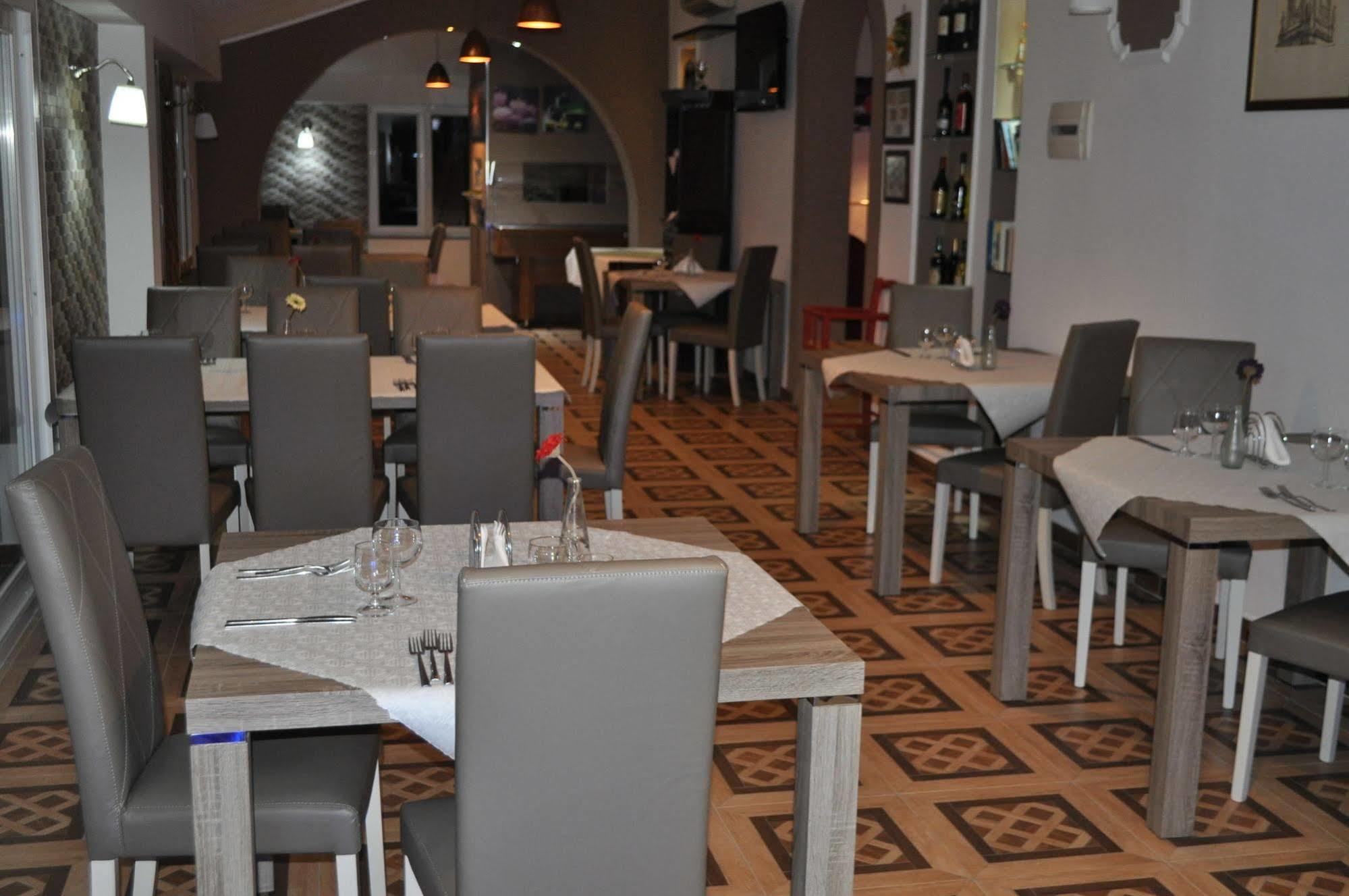 Hotel Croce Vallone Agrihotel 3*